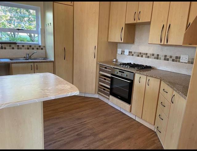 2 BEDROOM HOUSE FOR SALE IN GROENKLOOF RETIREMENT VILLAGE